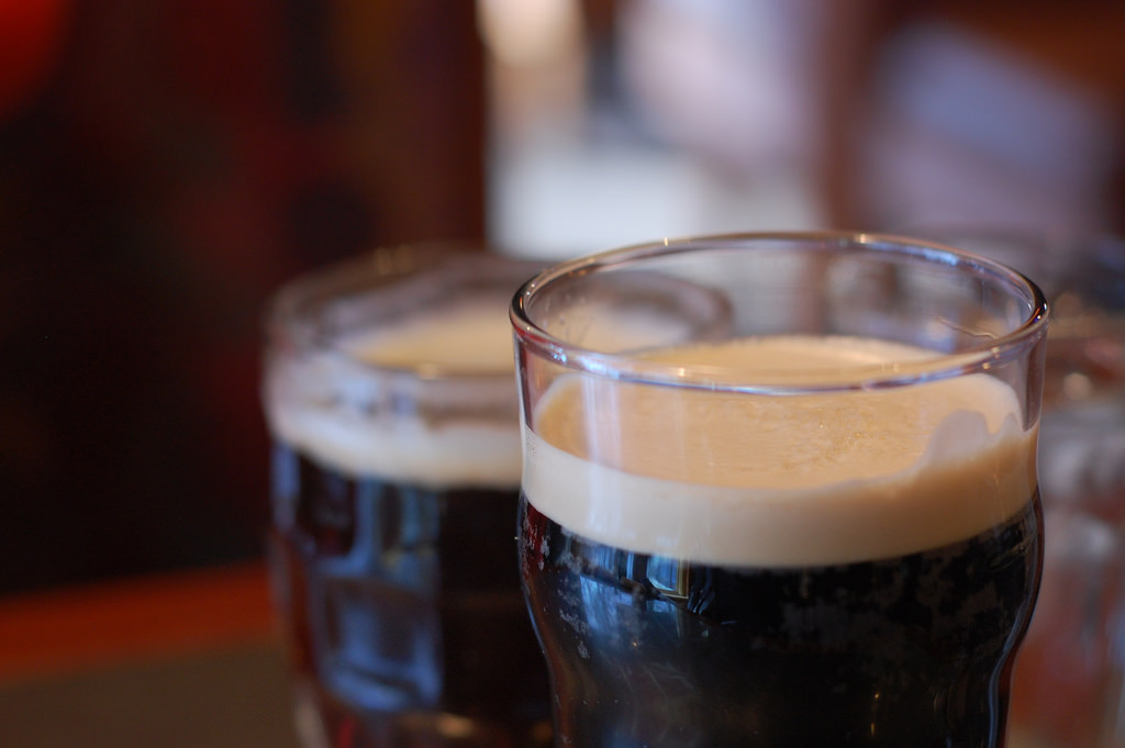 Por qué la cerveza negra se asocia al invierno y al frío? – Adicta al lúpulo